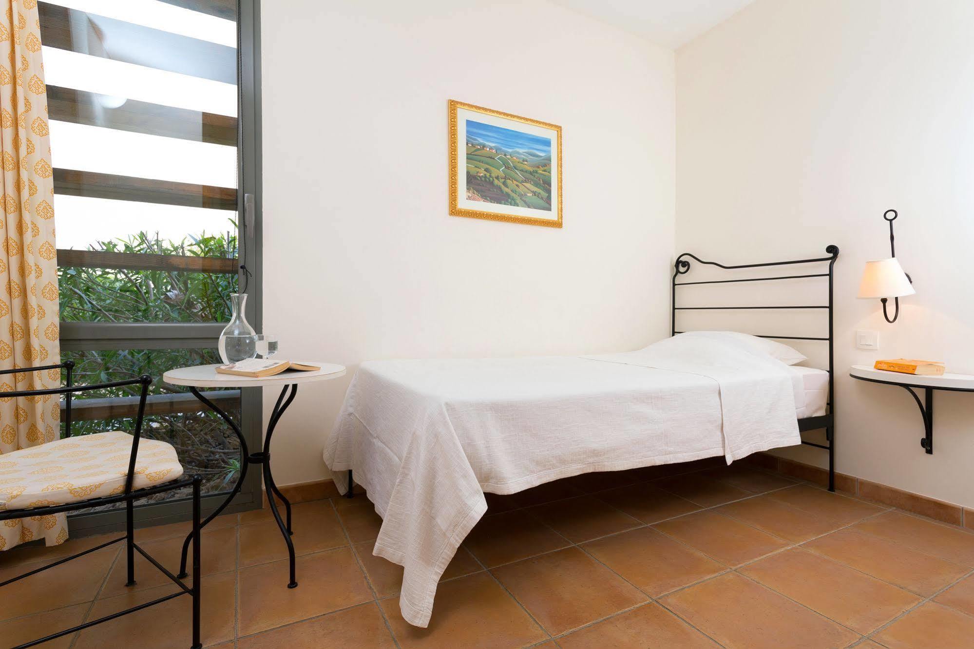 Madame Vacances Domaine Du Provence Country Club Service Premium Saumane-de-Vaucluse Экстерьер фото